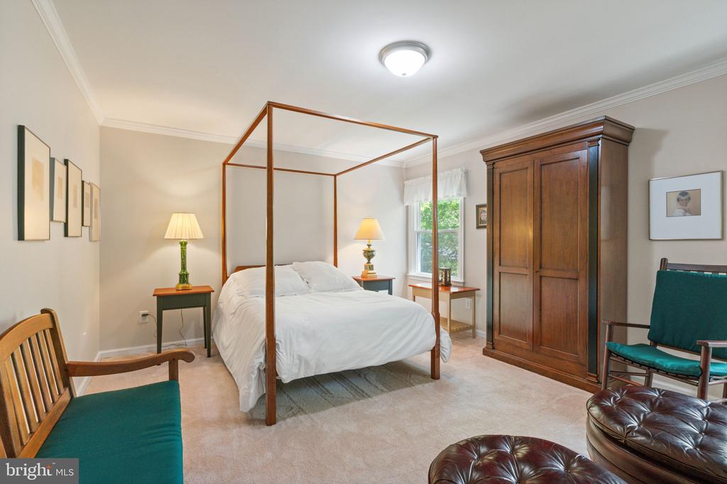 103 INDIAN HILLS RD, LOCUST GROVE, Virginia 22508, 5 Bedrooms Bedrooms, ,3 BathroomsBathrooms,Residential,103 INDIAN HILLS RD,VAOR2013908 MLS # VAOR2013908