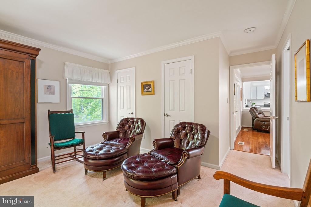 103 INDIAN HILLS RD, LOCUST GROVE, Virginia 22508, 5 Bedrooms Bedrooms, ,3 BathroomsBathrooms,Residential,103 INDIAN HILLS RD,VAOR2013908 MLS # VAOR2013908