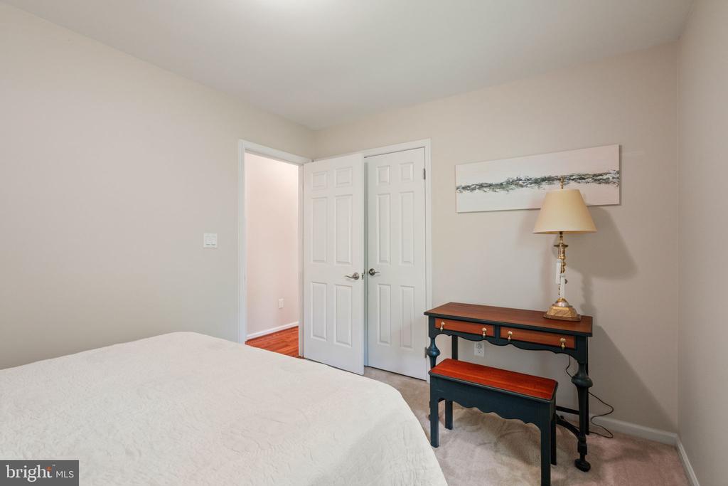 103 INDIAN HILLS RD, LOCUST GROVE, Virginia 22508, 5 Bedrooms Bedrooms, ,3 BathroomsBathrooms,Residential,103 INDIAN HILLS RD,VAOR2013908 MLS # VAOR2013908