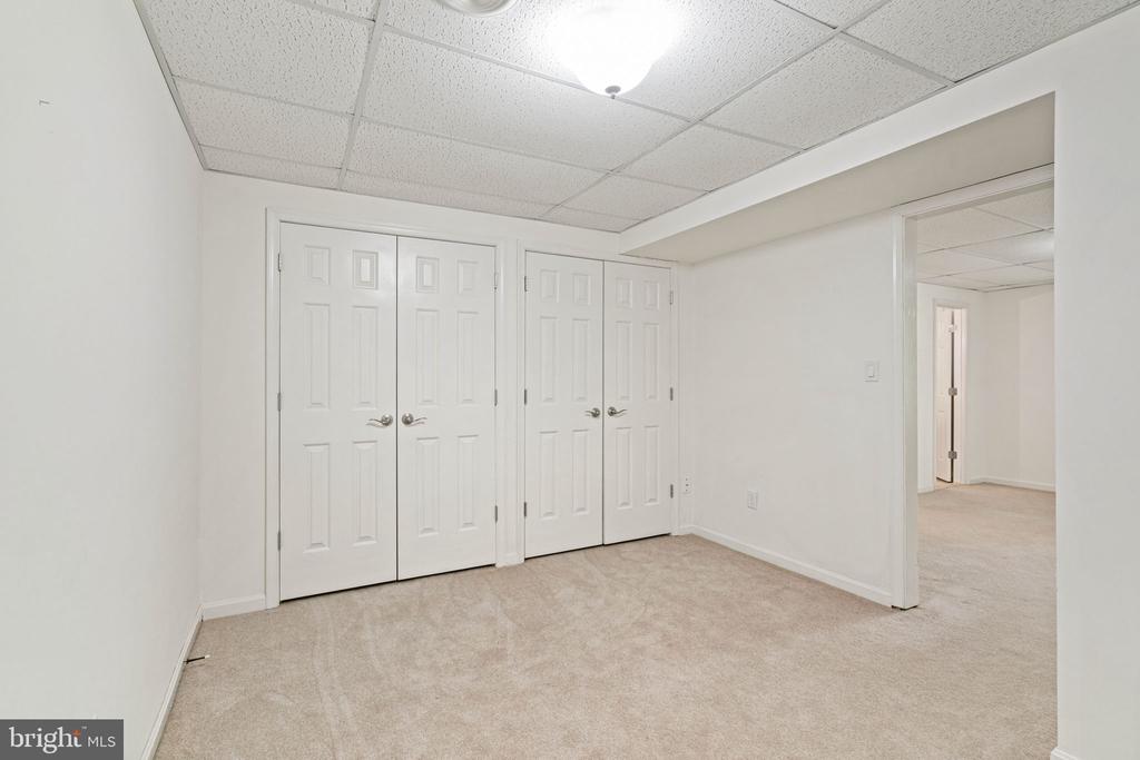 103 INDIAN HILLS RD, LOCUST GROVE, Virginia 22508, 5 Bedrooms Bedrooms, ,3 BathroomsBathrooms,Residential,103 INDIAN HILLS RD,VAOR2013908 MLS # VAOR2013908