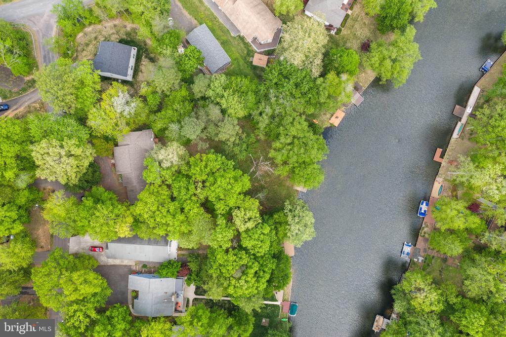 103 INDIAN HILLS RD, LOCUST GROVE, Virginia 22508, 5 Bedrooms Bedrooms, ,3 BathroomsBathrooms,Residential,103 INDIAN HILLS RD,VAOR2013908 MLS # VAOR2013908