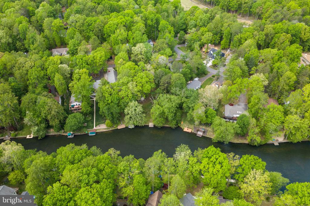 103 INDIAN HILLS RD, LOCUST GROVE, Virginia 22508, 5 Bedrooms Bedrooms, ,3 BathroomsBathrooms,Residential,103 INDIAN HILLS RD,VAOR2013908 MLS # VAOR2013908