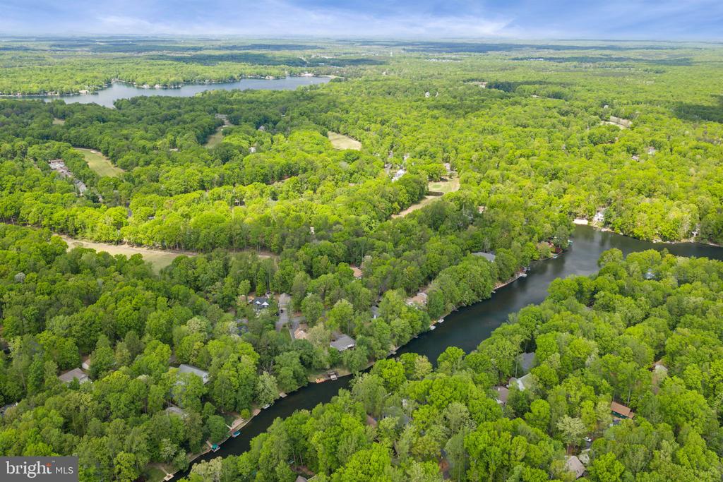 103 INDIAN HILLS RD, LOCUST GROVE, Virginia 22508, 5 Bedrooms Bedrooms, ,3 BathroomsBathrooms,Residential,103 INDIAN HILLS RD,VAOR2013908 MLS # VAOR2013908