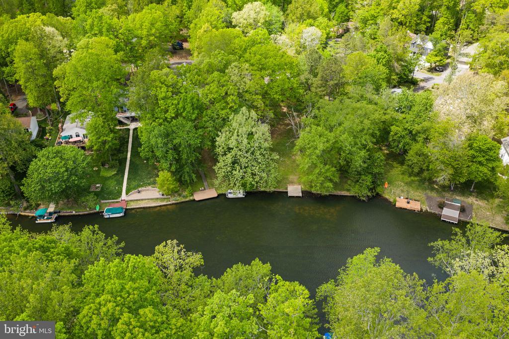 103 INDIAN HILLS RD, LOCUST GROVE, Virginia 22508, 5 Bedrooms Bedrooms, ,3 BathroomsBathrooms,Residential,103 INDIAN HILLS RD,VAOR2013908 MLS # VAOR2013908