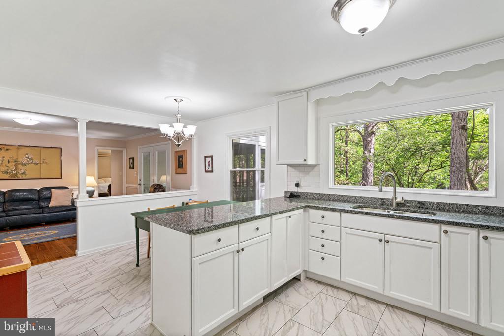 103 INDIAN HILLS RD, LOCUST GROVE, Virginia 22508, 5 Bedrooms Bedrooms, ,3 BathroomsBathrooms,Residential,103 INDIAN HILLS RD,VAOR2013908 MLS # VAOR2013908