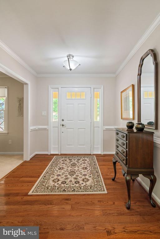 103 INDIAN HILLS RD, LOCUST GROVE, Virginia 22508, 5 Bedrooms Bedrooms, ,3 BathroomsBathrooms,Residential,103 INDIAN HILLS RD,VAOR2013908 MLS # VAOR2013908