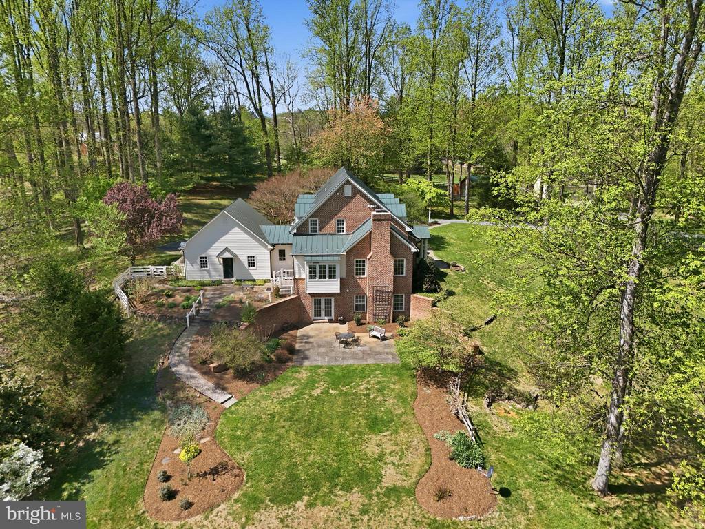 4722 S COWPASTURE LN S, HUME, Virginia 22639, 4 Bedrooms Bedrooms, ,4 BathroomsBathrooms,Residential,4722 S COWPASTURE LN S,VAFQ2021614 MLS # VAFQ2021614