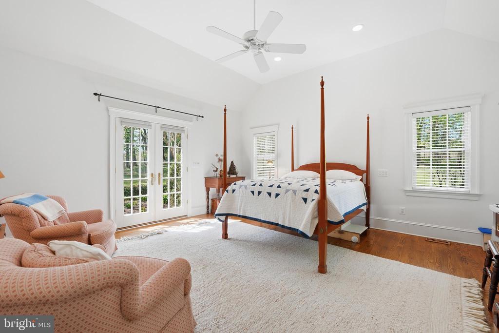 4722 S COWPASTURE LN S, HUME, Virginia 22639, 4 Bedrooms Bedrooms, ,4 BathroomsBathrooms,Residential,4722 S COWPASTURE LN S,VAFQ2021614 MLS # VAFQ2021614