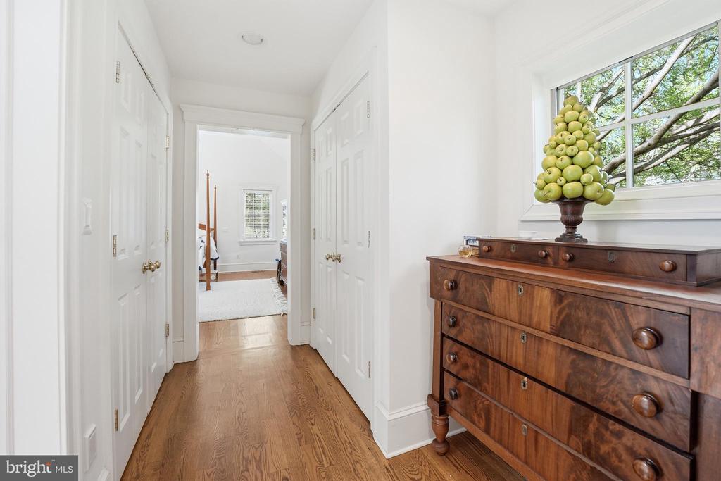 4722 S COWPASTURE LN S, HUME, Virginia 22639, 4 Bedrooms Bedrooms, ,4 BathroomsBathrooms,Residential,4722 S COWPASTURE LN S,VAFQ2021614 MLS # VAFQ2021614