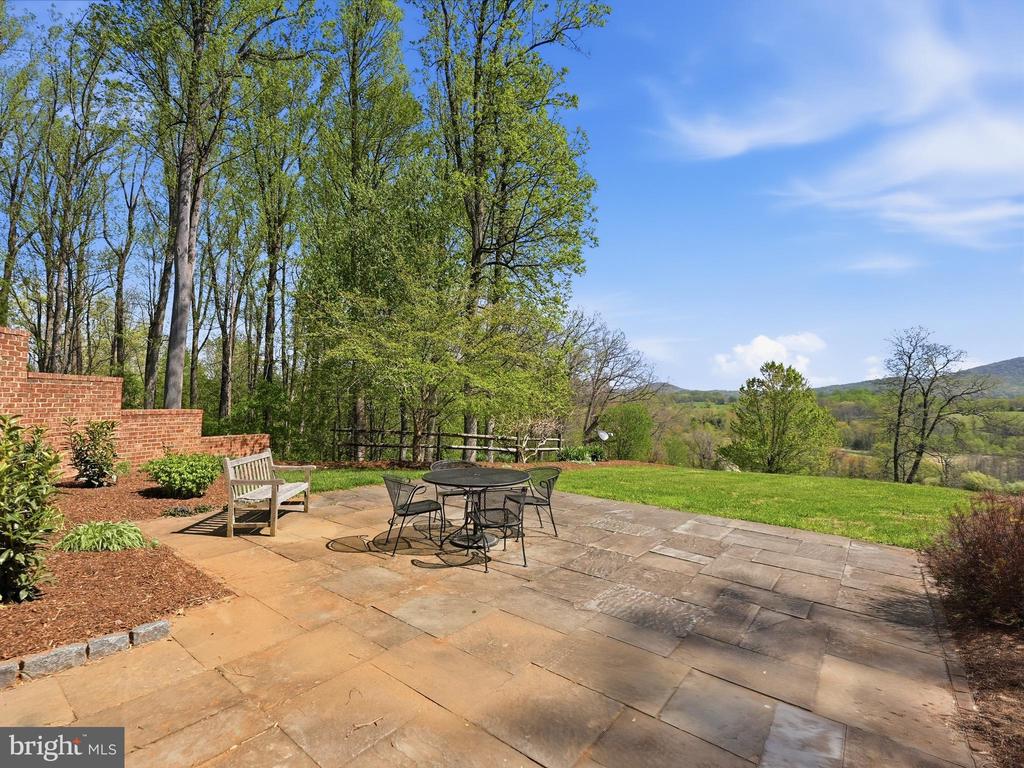 4722 S COWPASTURE LN S, HUME, Virginia 22639, 4 Bedrooms Bedrooms, ,4 BathroomsBathrooms,Residential,4722 S COWPASTURE LN S,VAFQ2021614 MLS # VAFQ2021614