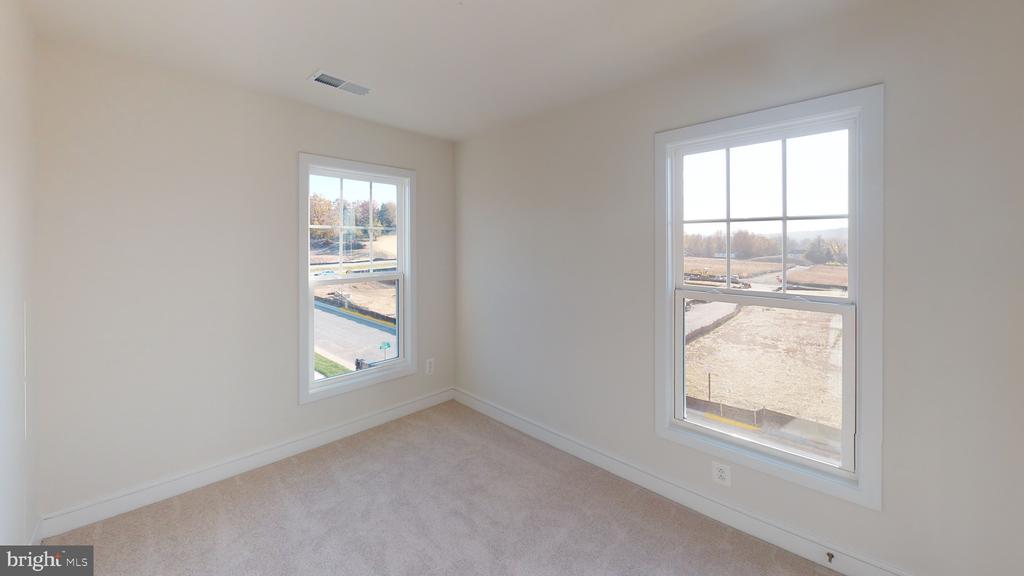 8665 ANDERSON AVE, MARSHALL, Virginia 20115, 3 Bedrooms Bedrooms, ,2 BathroomsBathrooms,Residential,8665 ANDERSON AVE,VAFQ2021722 MLS # VAFQ2021722