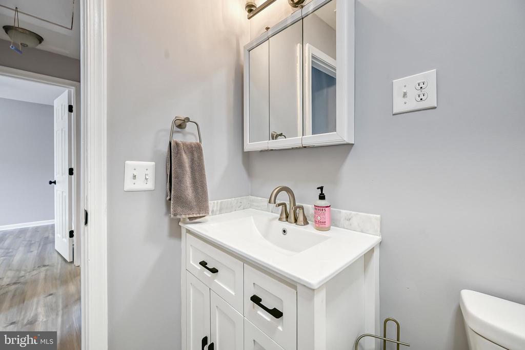 19212 CONSTITUTION HWY, ORANGE, Virginia 22960, 3 Bedrooms Bedrooms, ,1 BathroomBathrooms,Residential,19212 CONSTITUTION HWY,VAOR2013970 MLS # VAOR2013970