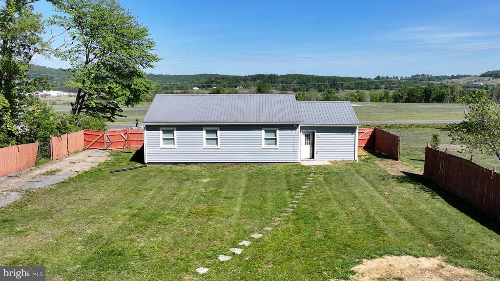 19212 CONSTITUTION HWY, ORANGE, Virginia 22960, 3 Bedrooms Bedrooms, ,1 BathroomBathrooms,Residential,19212 CONSTITUTION HWY,VAOR2013970 MLS # VAOR2013970