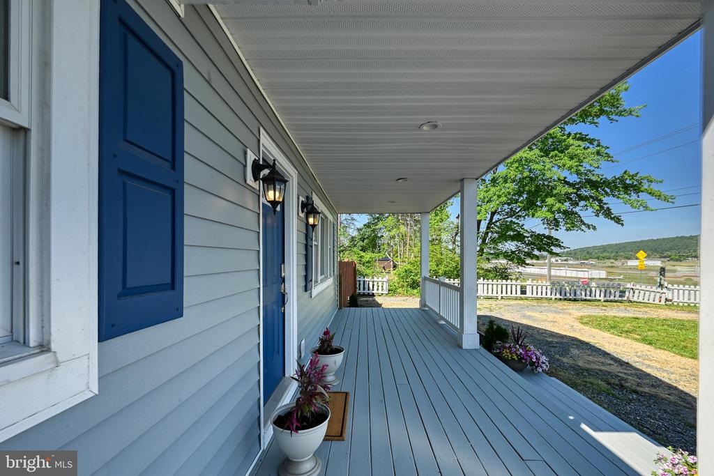 19212 CONSTITUTION HWY, ORANGE, Virginia 22960, 3 Bedrooms Bedrooms, ,1 BathroomBathrooms,Residential,19212 CONSTITUTION HWY,VAOR2013970 MLS # VAOR2013970