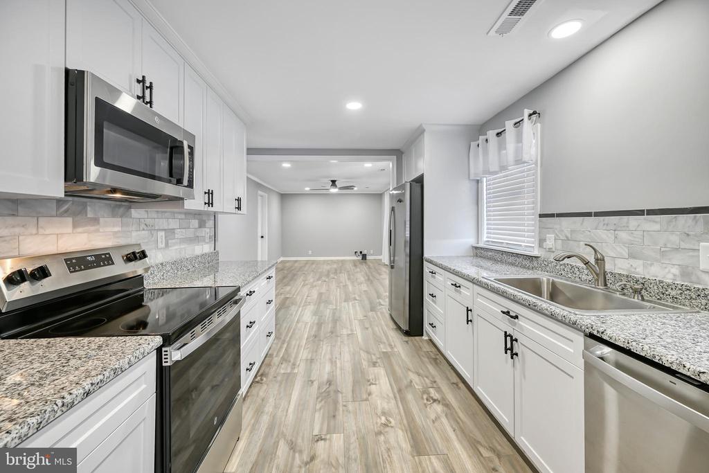 19212 CONSTITUTION HWY, ORANGE, Virginia 22960, 3 Bedrooms Bedrooms, ,1 BathroomBathrooms,Residential,19212 CONSTITUTION HWY,VAOR2013970 MLS # VAOR2013970