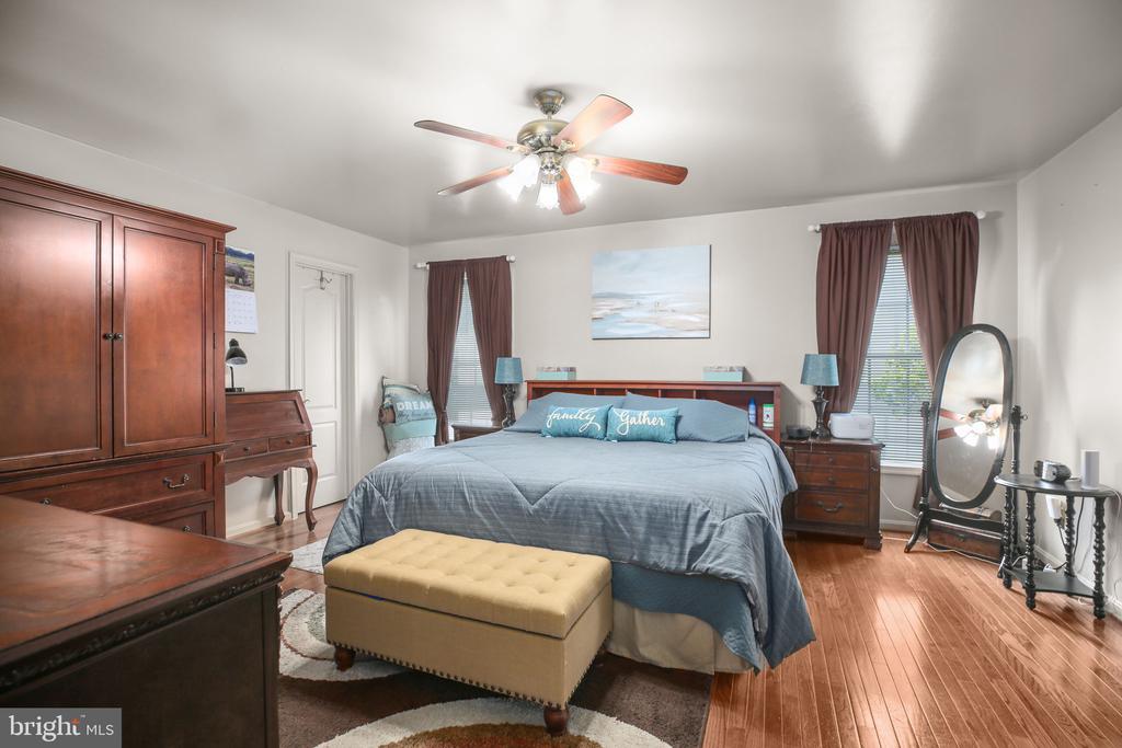 11011 NAPLES CT, FREDERICKSBURG, Virginia 22407, 4 Bedrooms Bedrooms, ,3 BathroomsBathrooms,Residential,11011 NAPLES CT,VASP2041306 MLS # VASP2041306