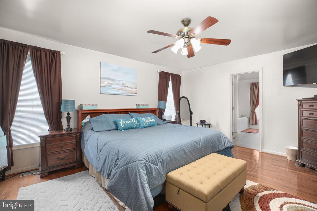 11011 NAPLES CT, FREDERICKSBURG, Virginia 22407, 4 Bedrooms Bedrooms, ,3 BathroomsBathrooms,Residential,11011 NAPLES CT,VASP2041306 MLS # VASP2041306