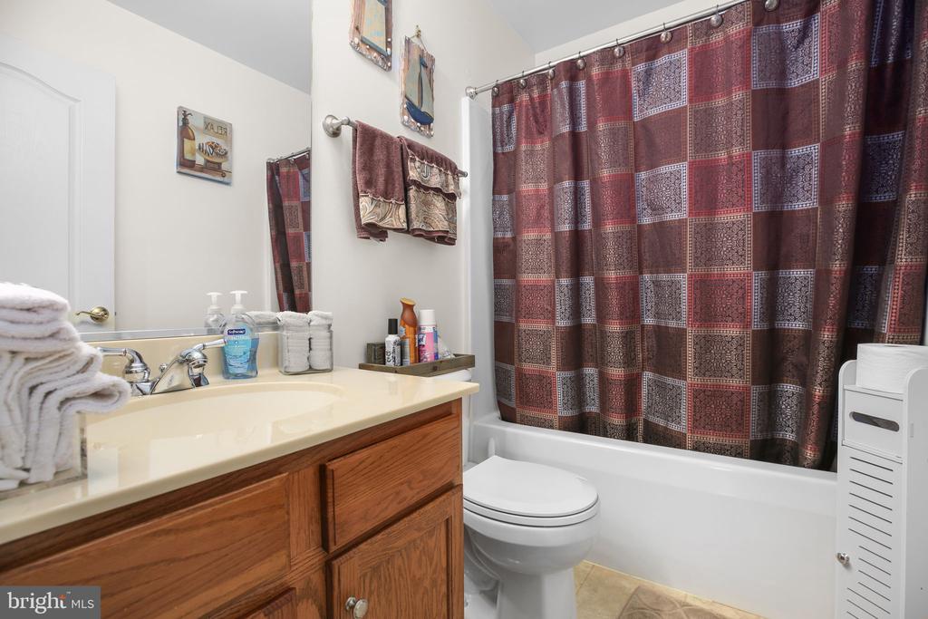 11011 NAPLES CT, FREDERICKSBURG, Virginia 22407, 4 Bedrooms Bedrooms, ,3 BathroomsBathrooms,Residential,11011 NAPLES CT,VASP2041306 MLS # VASP2041306