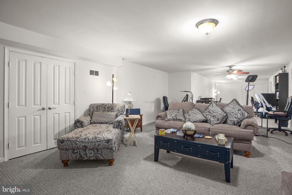 11011 NAPLES CT, FREDERICKSBURG, Virginia 22407, 4 Bedrooms Bedrooms, ,3 BathroomsBathrooms,Residential,11011 NAPLES CT,VASP2041306 MLS # VASP2041306