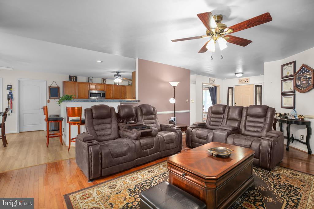 11011 NAPLES CT, FREDERICKSBURG, Virginia 22407, 4 Bedrooms Bedrooms, ,3 BathroomsBathrooms,Residential,11011 NAPLES CT,VASP2041306 MLS # VASP2041306