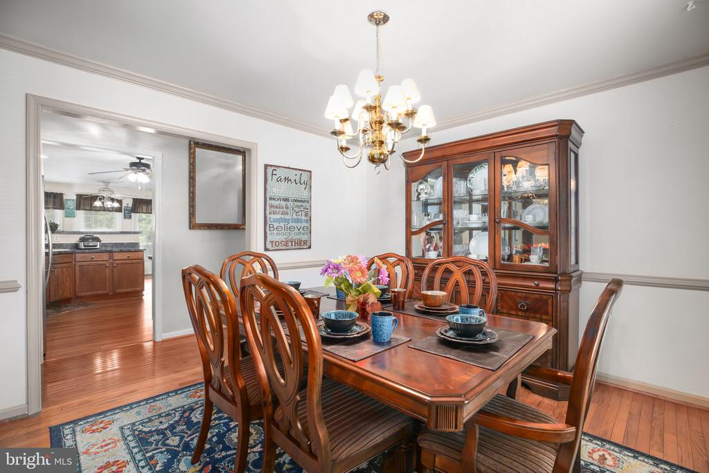 11011 NAPLES CT, FREDERICKSBURG, Virginia 22407, 4 Bedrooms Bedrooms, ,3 BathroomsBathrooms,Residential,11011 NAPLES CT,VASP2041306 MLS # VASP2041306