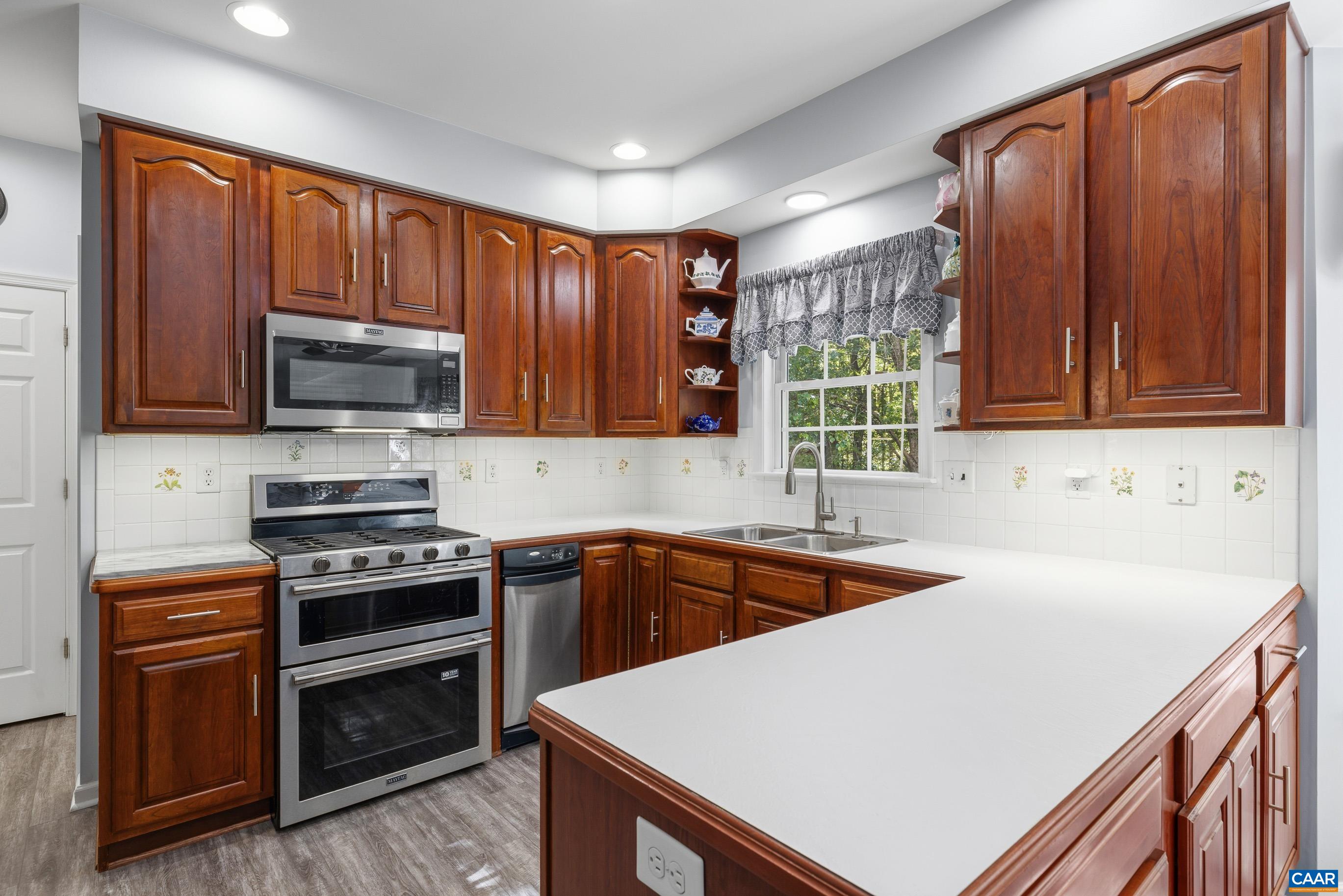 204 W ROSEWOOD DR, BARBOURSVILLE, Virginia 22923, 4 Bedrooms Bedrooms, ,3 BathroomsBathrooms,Residential,204 W ROSEWOOD DR,676256 MLS # 676256