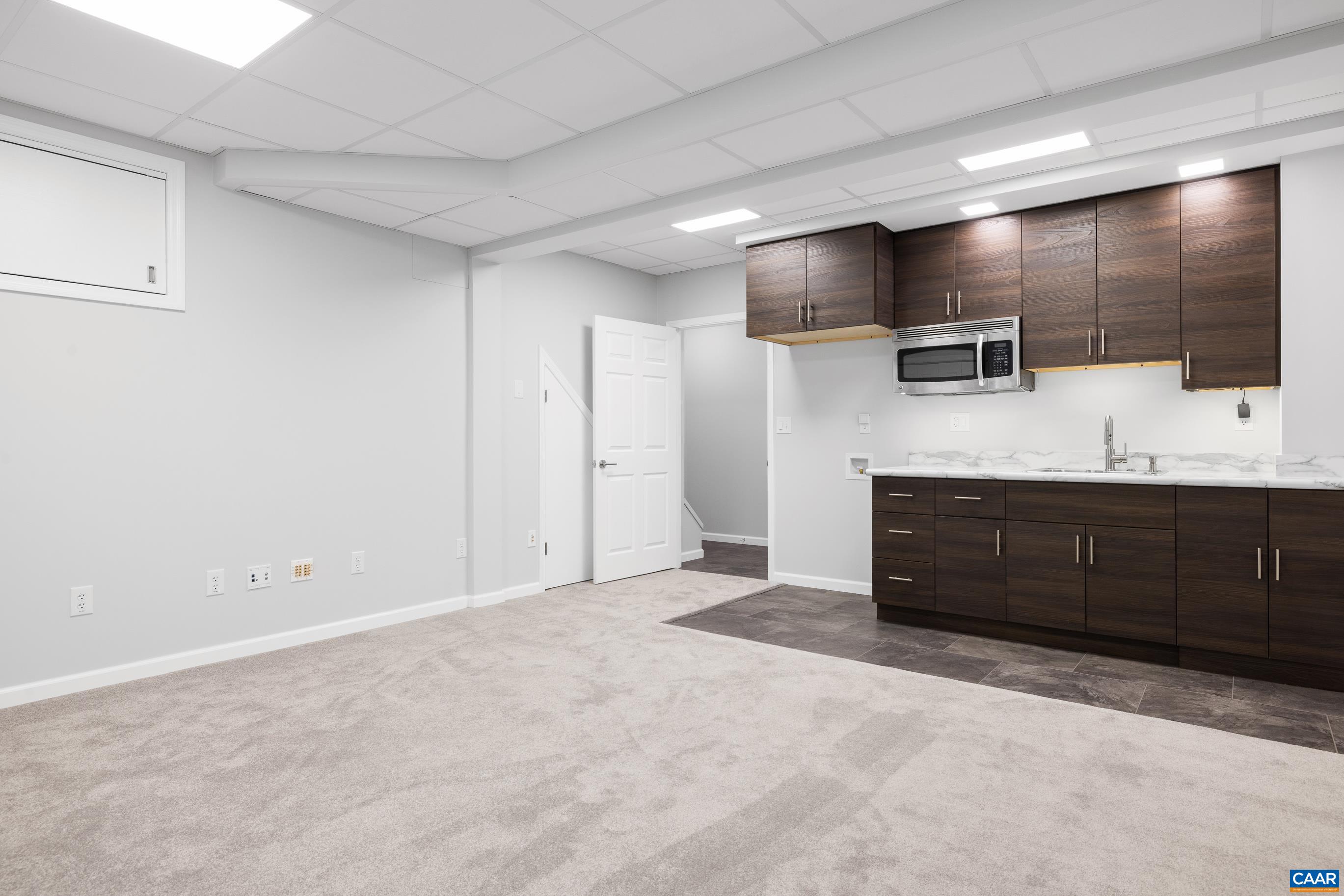 204 W ROSEWOOD DR, BARBOURSVILLE, Virginia 22923, 4 Bedrooms Bedrooms, ,3 BathroomsBathrooms,Residential,204 W ROSEWOOD DR,676256 MLS # 676256