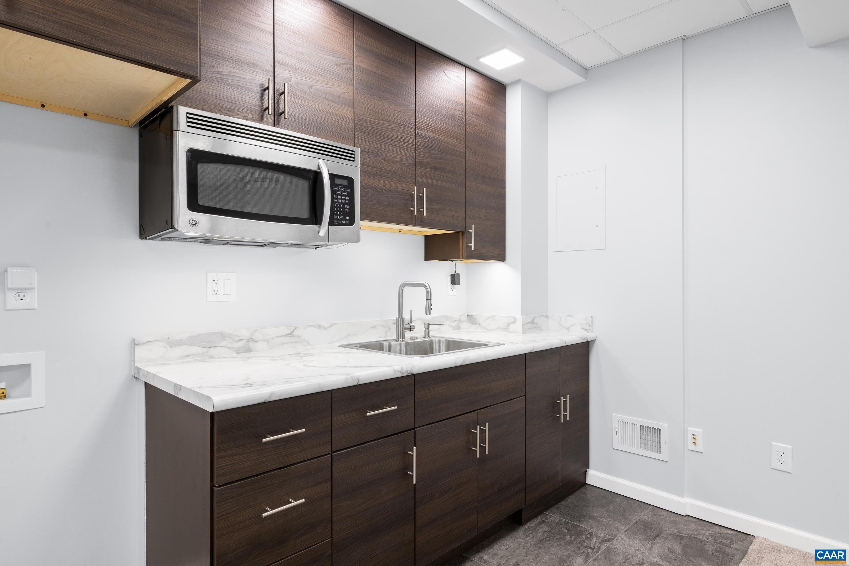 204 W ROSEWOOD DR, BARBOURSVILLE, Virginia 22923, 4 Bedrooms Bedrooms, ,3 BathroomsBathrooms,Residential,204 W ROSEWOOD DR,676256 MLS # 676256