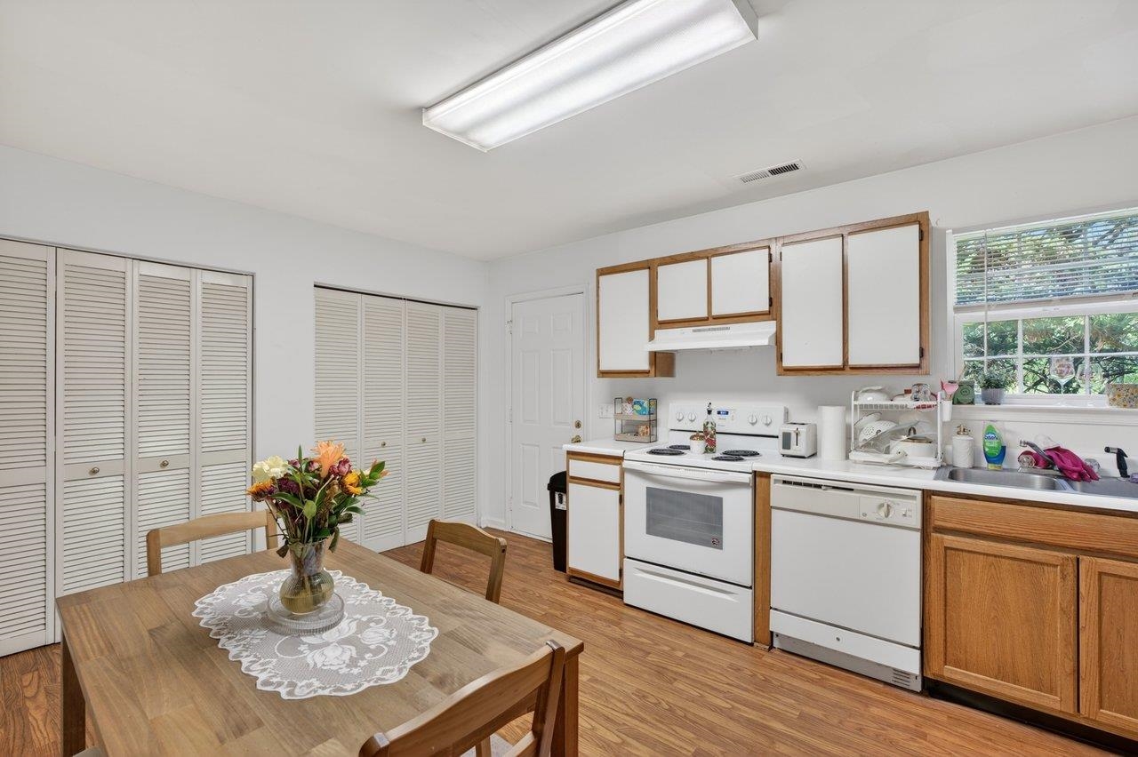 492 PHEASANT RUN CIR, HARRISONBURG, Virginia 22801, 4 Bedrooms Bedrooms, ,2 BathroomsBathrooms,Residential,492 PHEASANT RUN CIR,676315 MLS # 676315