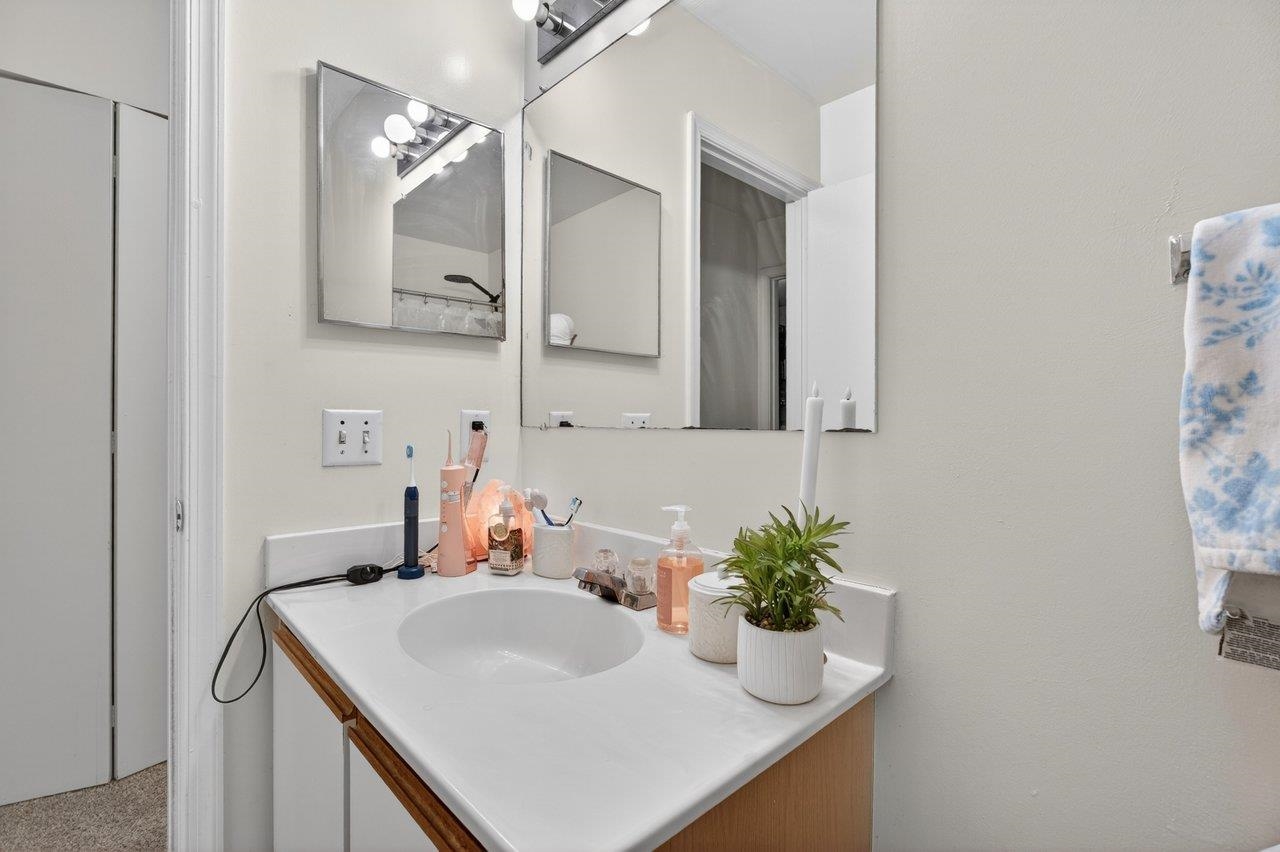 492 PHEASANT RUN CIR, HARRISONBURG, Virginia 22801, 4 Bedrooms Bedrooms, ,2 BathroomsBathrooms,Residential,492 PHEASANT RUN CIR,676315 MLS # 676315