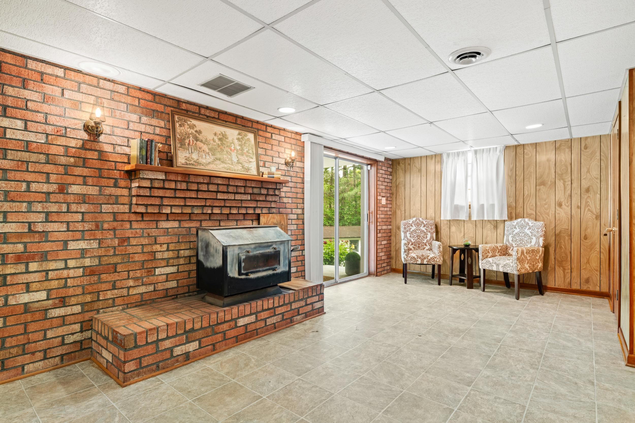 35 HILLSIDE DR, VERONA, Virginia 24482, 3 Bedrooms Bedrooms, ,2 BathroomsBathrooms,Residential,35 HILLSIDE DR,676316 MLS # 676316