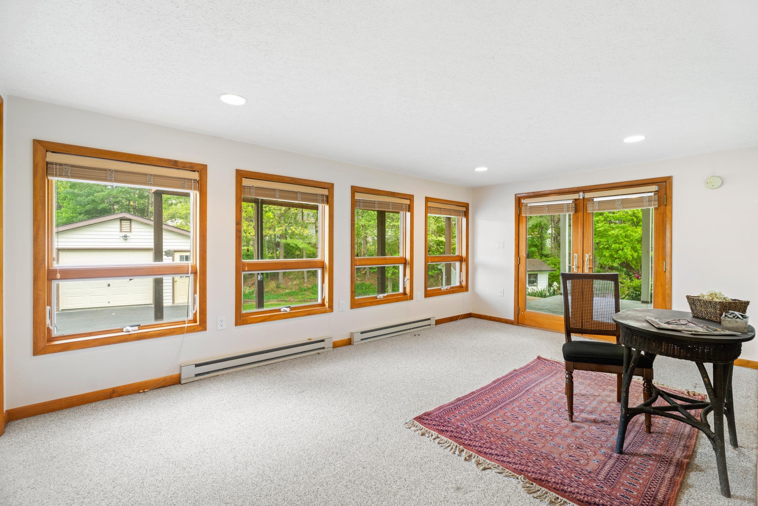 35 HILLSIDE DR, VERONA, Virginia 24482, 3 Bedrooms Bedrooms, ,2 BathroomsBathrooms,Residential,35 HILLSIDE DR,676316 MLS # 676316