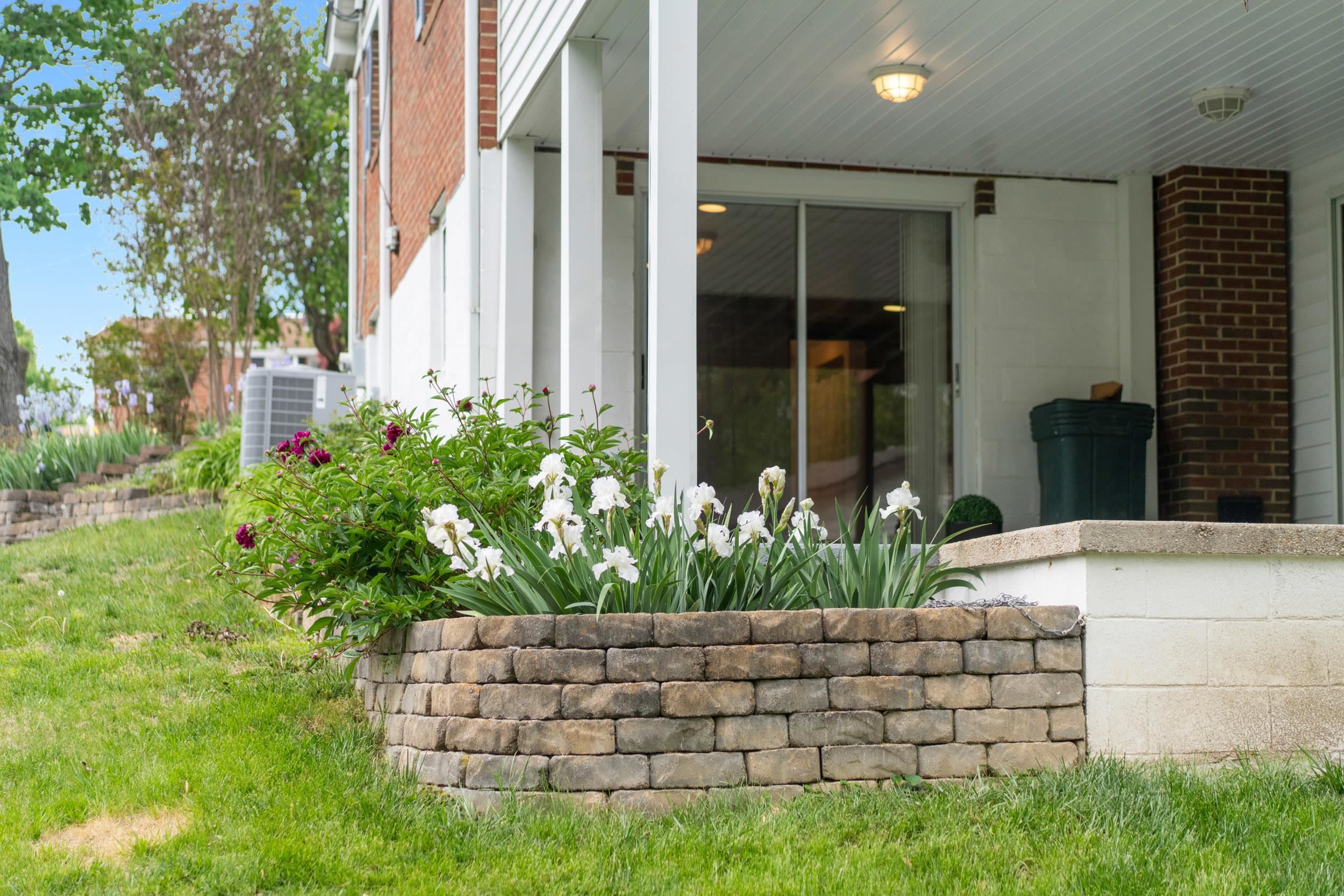 35 HILLSIDE DR, VERONA, Virginia 24482, 3 Bedrooms Bedrooms, ,2 BathroomsBathrooms,Residential,35 HILLSIDE DR,676316 MLS # 676316