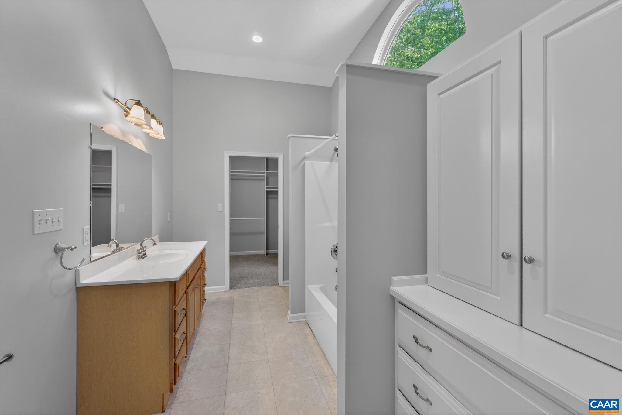 32 WILDWOOD DR, PALMYRA, Virginia 22963, 5 Bedrooms Bedrooms, ,3 BathroomsBathrooms,Residential,32 WILDWOOD DR,676318 MLS # 676318