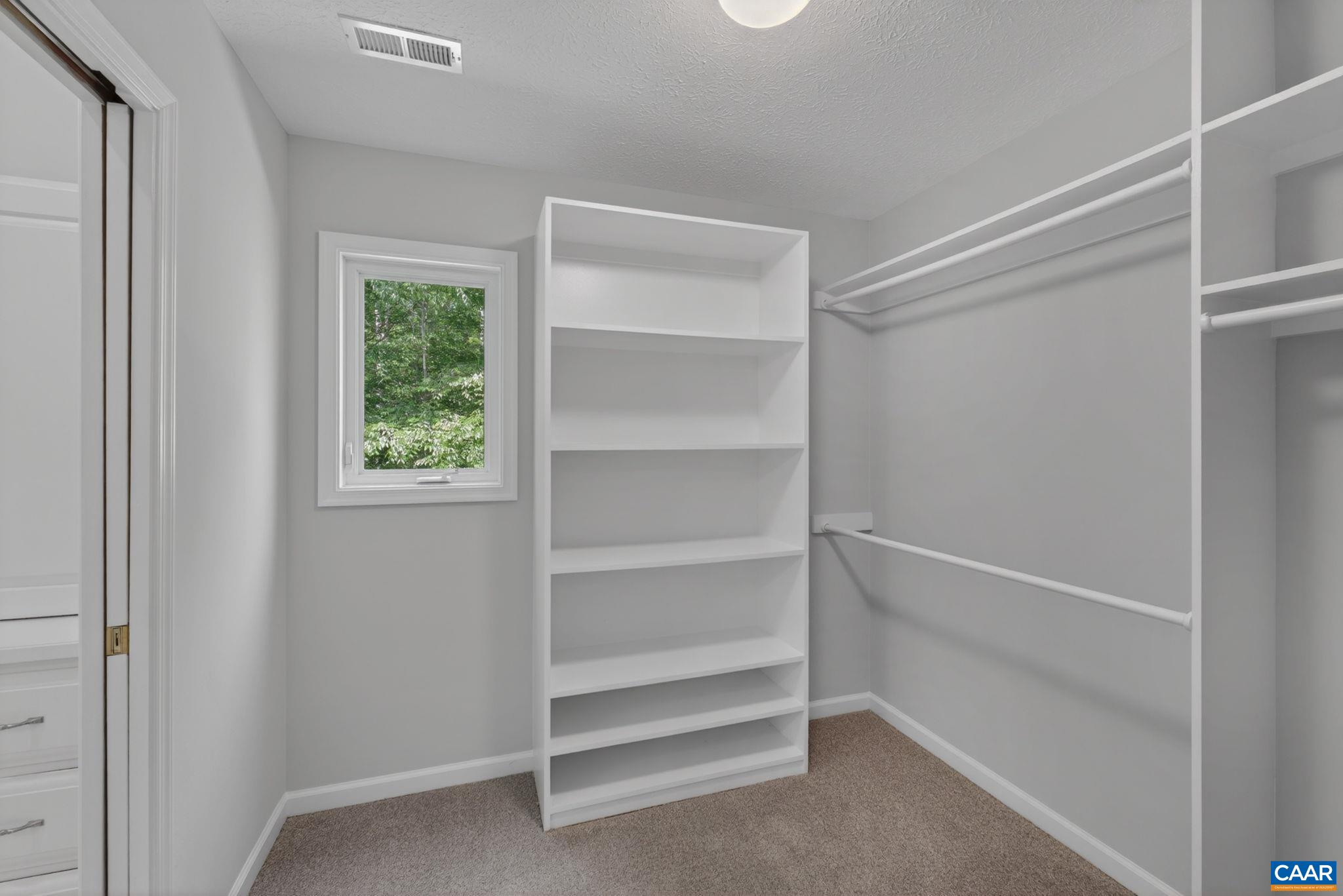 32 WILDWOOD DR, PALMYRA, Virginia 22963, 5 Bedrooms Bedrooms, ,3 BathroomsBathrooms,Residential,32 WILDWOOD DR,676318 MLS # 676318