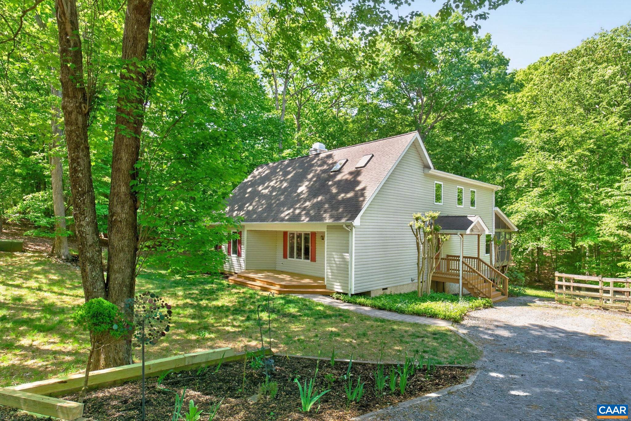 32 WILDWOOD DR, PALMYRA, Virginia 22963, 5 Bedrooms Bedrooms, ,3 BathroomsBathrooms,Residential,32 WILDWOOD DR,676318 MLS # 676318