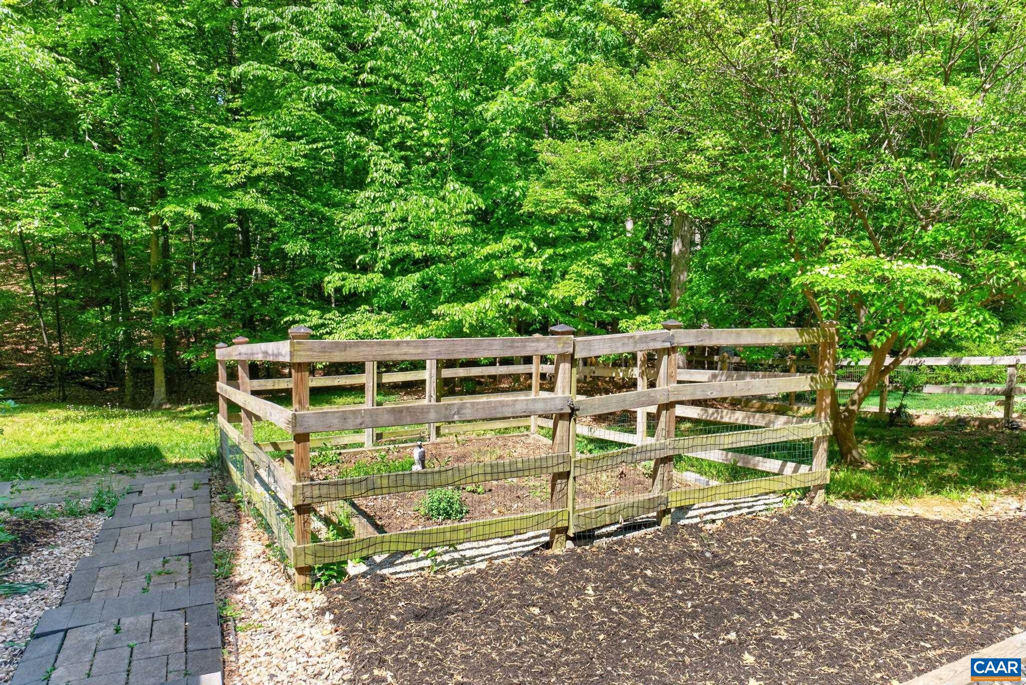 32 WILDWOOD DR, PALMYRA, Virginia 22963, 5 Bedrooms Bedrooms, ,3 BathroomsBathrooms,Residential,32 WILDWOOD DR,676318 MLS # 676318