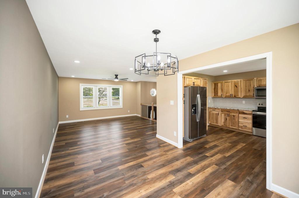 13452 POST OAK RD, SPOTSYLVANIA, Virginia 22551, 4 Bedrooms Bedrooms, ,2 BathroomsBathrooms,Residential,13452 POST OAK RD,VASP2040622 MLS # VASP2040622