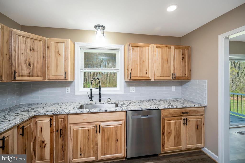 13452 POST OAK RD, SPOTSYLVANIA, Virginia 22551, 4 Bedrooms Bedrooms, ,2 BathroomsBathrooms,Residential,13452 POST OAK RD,VASP2040622 MLS # VASP2040622