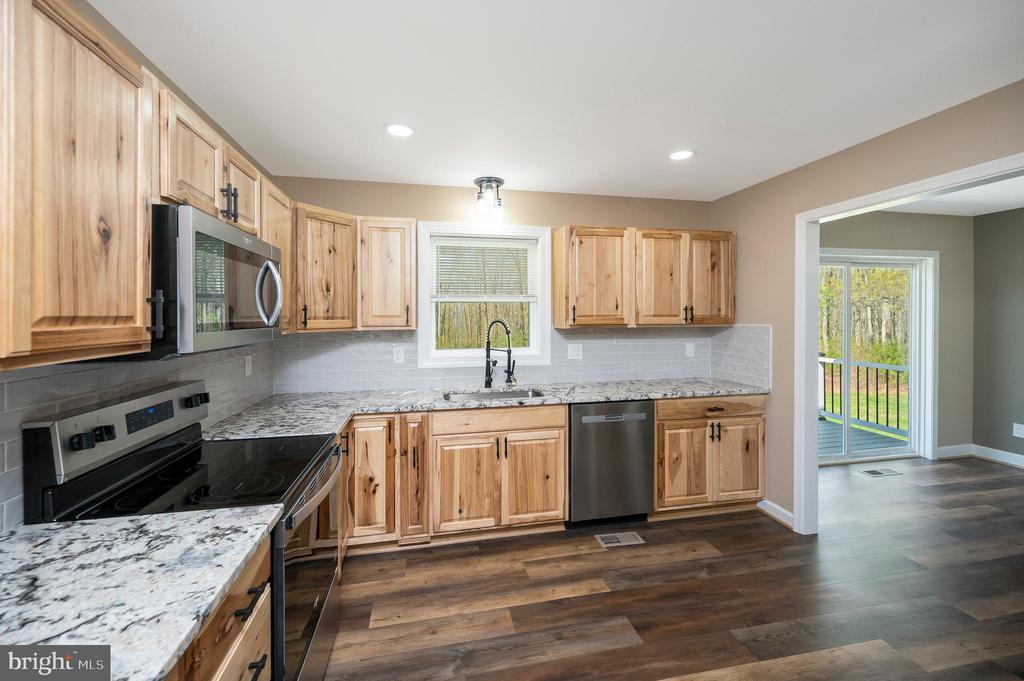 13452 POST OAK RD, SPOTSYLVANIA, Virginia 22551, 4 Bedrooms Bedrooms, ,2 BathroomsBathrooms,Residential,13452 POST OAK RD,VASP2040622 MLS # VASP2040622