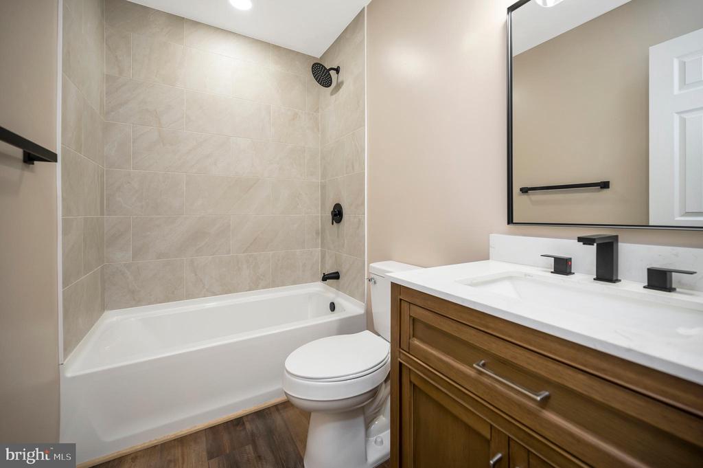 13452 POST OAK RD, SPOTSYLVANIA, Virginia 22551, 4 Bedrooms Bedrooms, ,2 BathroomsBathrooms,Residential,13452 POST OAK RD,VASP2040622 MLS # VASP2040622