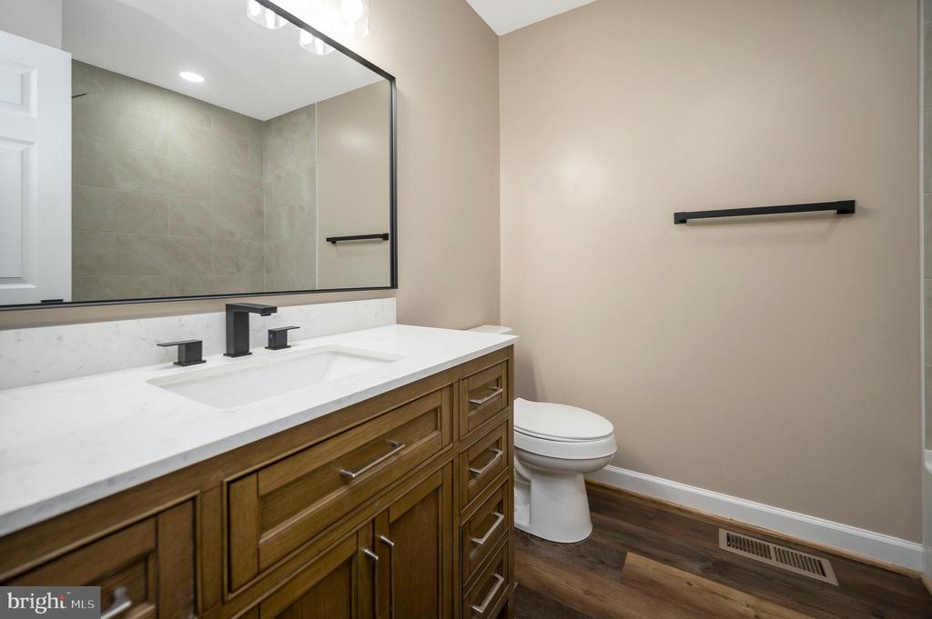 13452 POST OAK RD, SPOTSYLVANIA, Virginia 22551, 4 Bedrooms Bedrooms, ,2 BathroomsBathrooms,Residential,13452 POST OAK RD,VASP2040622 MLS # VASP2040622