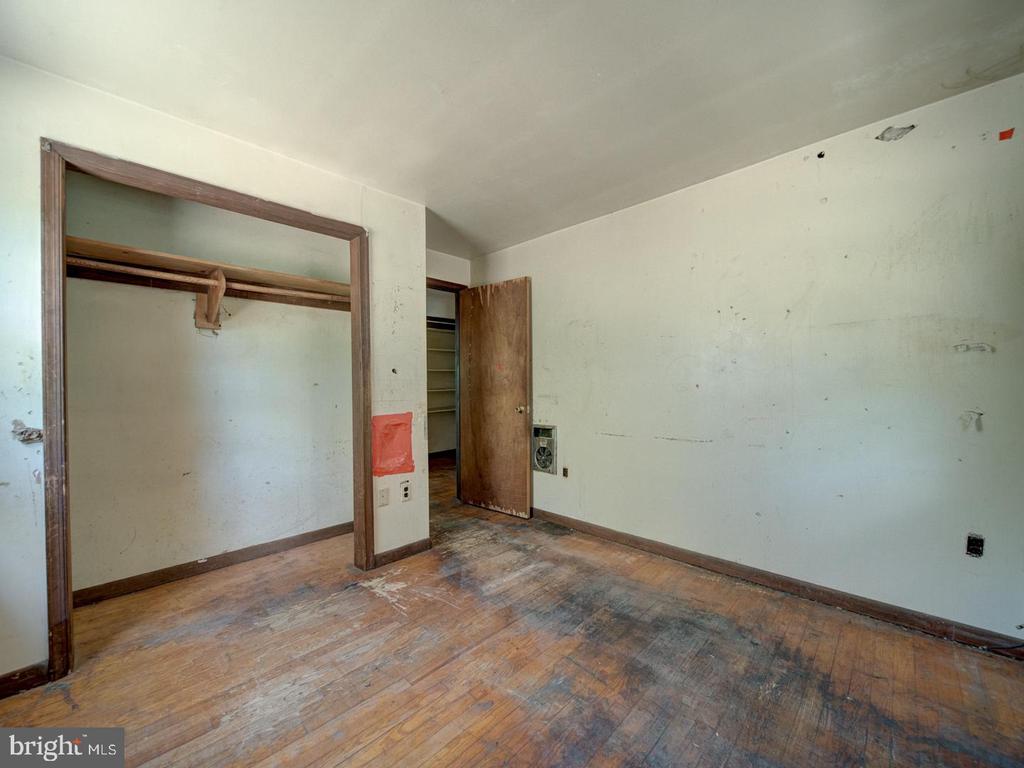 13682 BLACKWELLS MILL RD, GOLDVEIN, Virginia 22720, 3 Bedrooms Bedrooms, ,1 BathroomBathrooms,Residential,13682 BLACKWELLS MILL RD,VAFQ2021718 MLS # VAFQ2021718