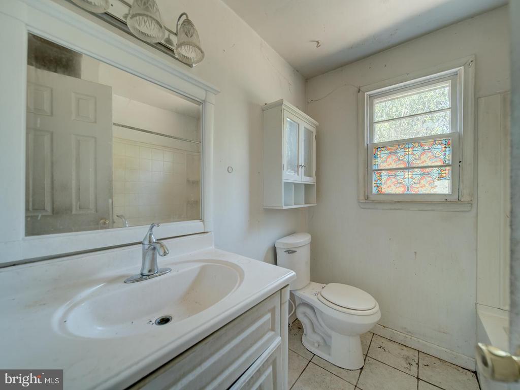 13682 BLACKWELLS MILL RD, GOLDVEIN, Virginia 22720, 3 Bedrooms Bedrooms, ,1 BathroomBathrooms,Residential,13682 BLACKWELLS MILL RD,VAFQ2021718 MLS # VAFQ2021718