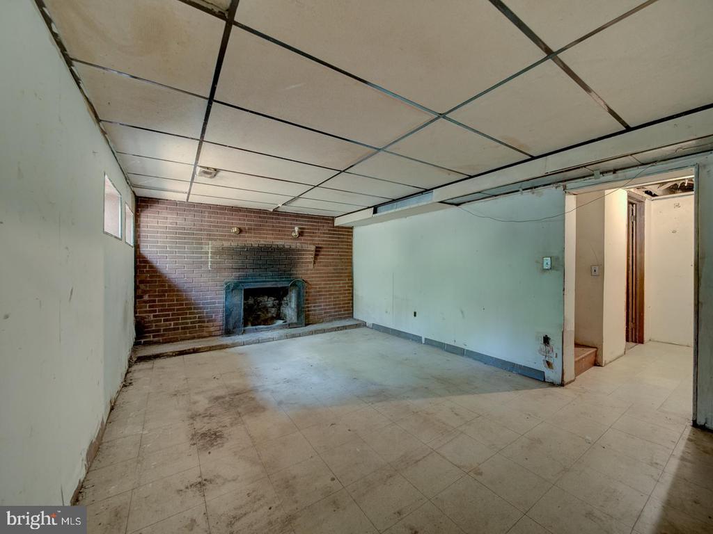 13682 BLACKWELLS MILL RD, GOLDVEIN, Virginia 22720, 3 Bedrooms Bedrooms, ,1 BathroomBathrooms,Residential,13682 BLACKWELLS MILL RD,VAFQ2021718 MLS # VAFQ2021718