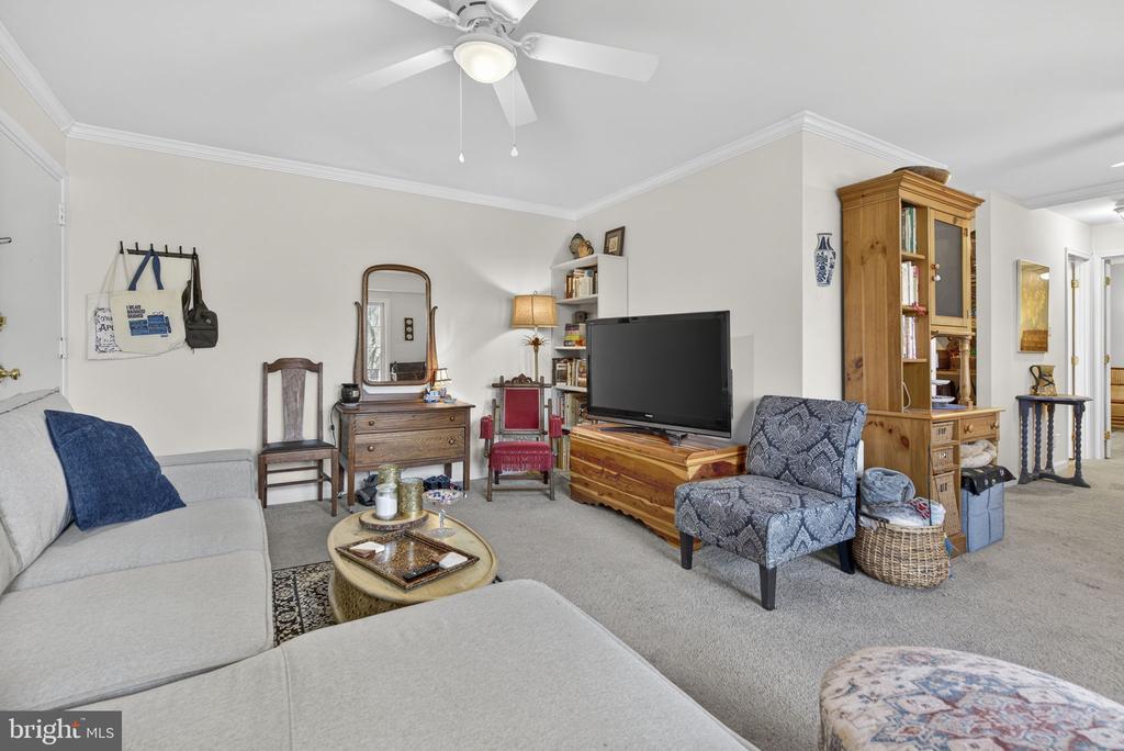 641 WATERLOO RD, WARRENTON, Virginia 20186, 1 Bedroom Bedrooms, ,1 BathroomBathrooms,Residential,641 WATERLOO RD,VAFQ2021728 MLS # VAFQ2021728