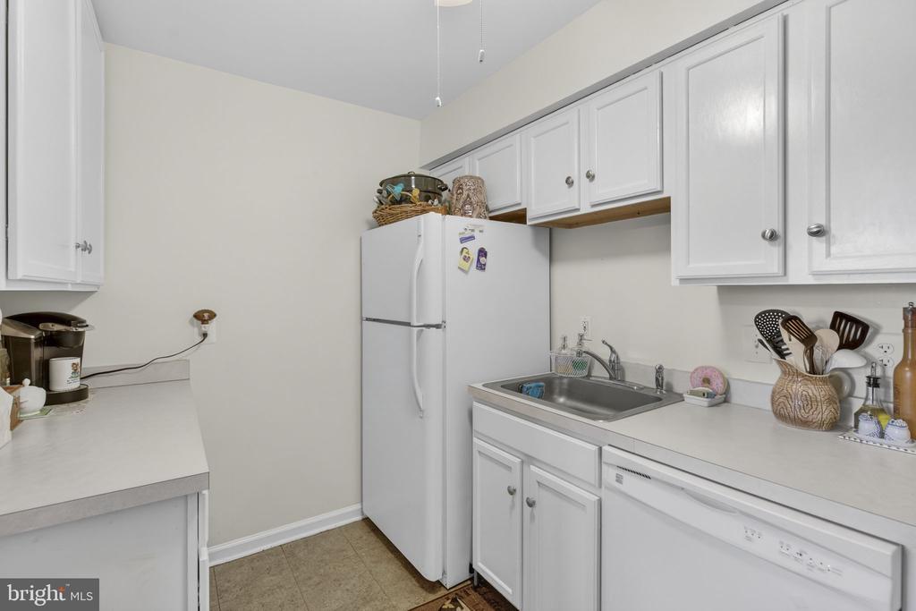 641 WATERLOO RD, WARRENTON, Virginia 20186, 1 Bedroom Bedrooms, ,1 BathroomBathrooms,Residential,641 WATERLOO RD,VAFQ2021728 MLS # VAFQ2021728