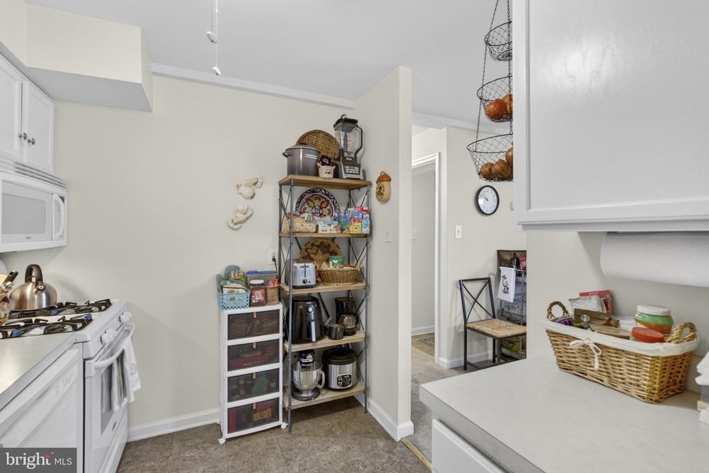 641 WATERLOO RD, WARRENTON, Virginia 20186, 1 Bedroom Bedrooms, ,1 BathroomBathrooms,Residential,641 WATERLOO RD,VAFQ2021728 MLS # VAFQ2021728