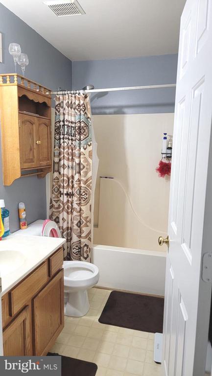 620 CLUBHOUSE WAY, CULPEPER, Virginia 22701, 4 Bedrooms Bedrooms, ,2 BathroomsBathrooms,Residential,MEADOWS OF CULPEPER,620 CLUBHOUSE WAY,VACU2013432 MLS # VACU2013432