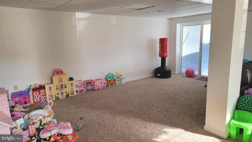 620 CLUBHOUSE WAY, CULPEPER, Virginia 22701, 4 Bedrooms Bedrooms, ,2 BathroomsBathrooms,Residential,MEADOWS OF CULPEPER,620 CLUBHOUSE WAY,VACU2013432 MLS # VACU2013432